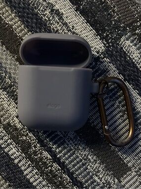 Silicone Earbud Charging Case Cover with Carabiner - Slate Gray